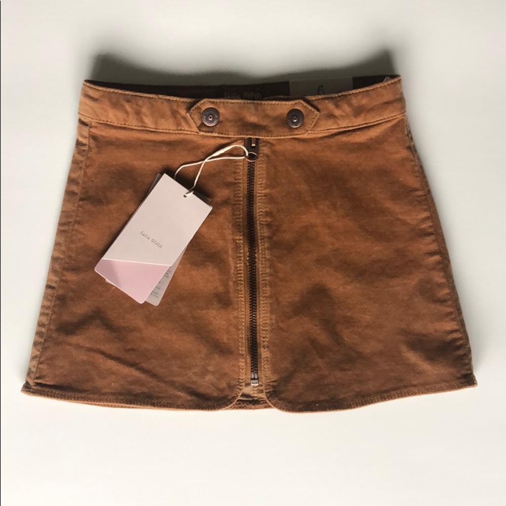 Zara Girls Size 6 camel zip skirt